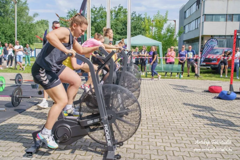 Fitter & Stronger Kupa 2024 Szolnok versenyen versenyeznek